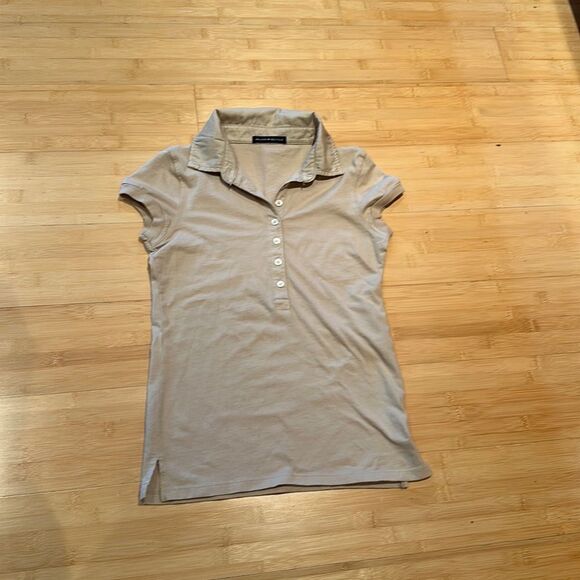 Brandy Melville collared t shirt - Picture 1 of 4
